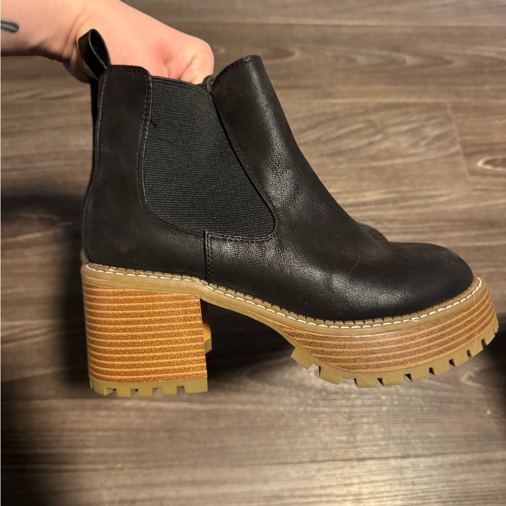 Black Altar’d State Ankle Boots with Chunky Tan Heel